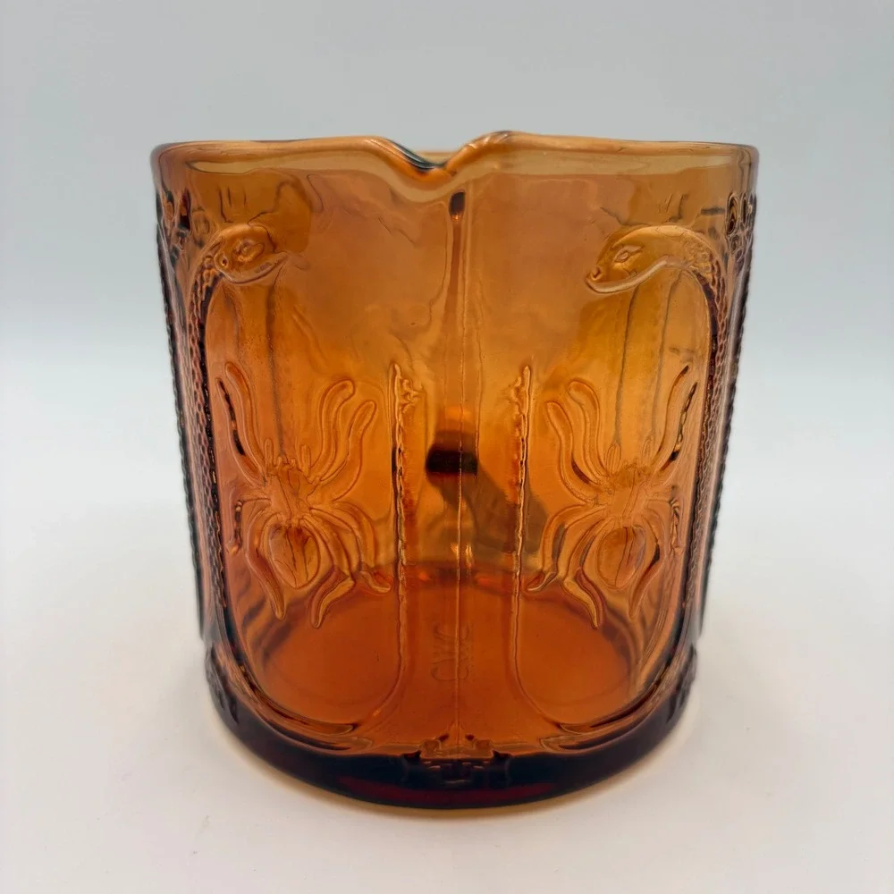 Cook With Color CWC Amber Glass Measuring Cup 32oz Spiders Snakes Bats Halloween